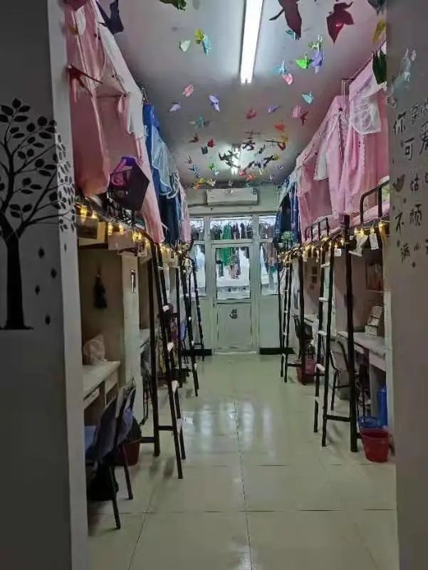 一往"寝"深,"寓"见最美宿舍_南通科技职业学院_零二七