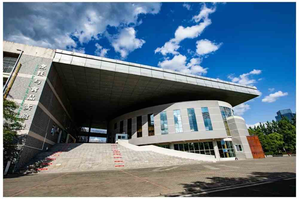 临近开学,"他们"悄悄更新了朋友圈…_四川旅游学院_零