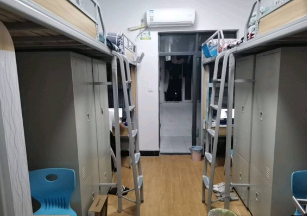 大学就是我们的第二个家,高考填报志愿时,湖北国土资源职业学院宿舍