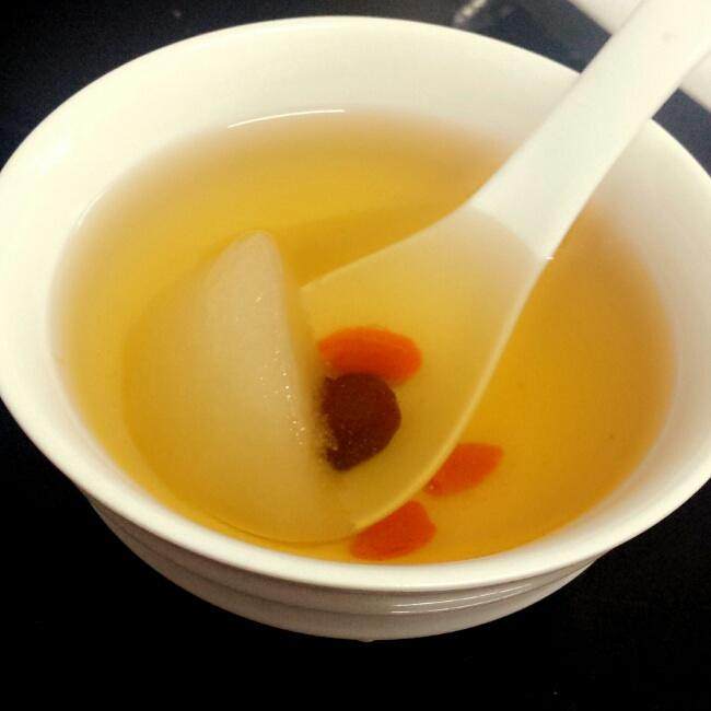 雪梨皮的功效与作用梨皮煮水的作用