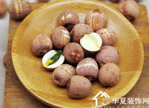 红莲子的功效与作用及食用方法蜂子的功效和作用及食用方法
