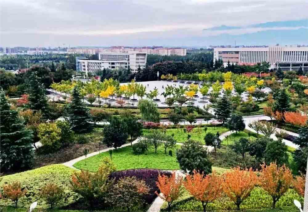 西安财经大学