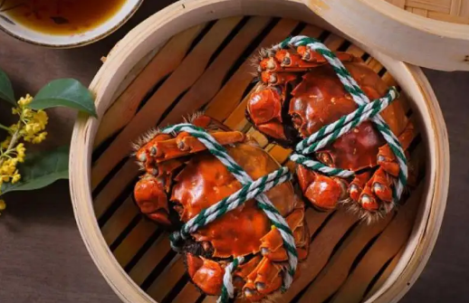 大闸蟹,葡萄