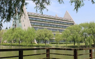 上海工程技术大学
