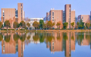 2021年上海工程技术大学专科层次依法自主招生征求志愿最低录取分数线